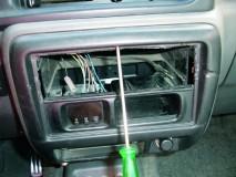 02-desmontando-instalacion-radio-musica-0152