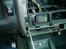 06_quitamos-los-tornillos-para-scar-el-resto-del-forntal-y-limipiarinstalacion-radio-musica-0172
