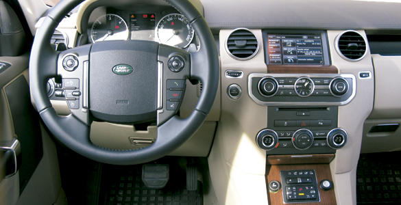 ¿Es mejor el Land Rover Discovery o el nuevo Range Rover Evoque?