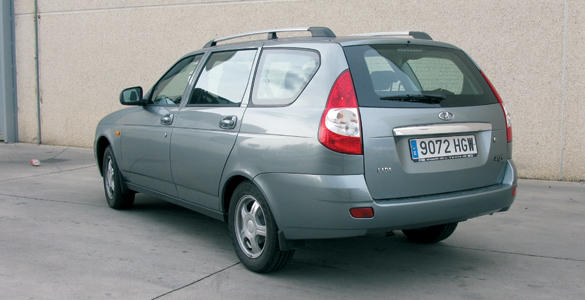 lada-16-priora-sw-2