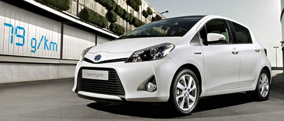 Toyota Yaris HSD Toyota Yaris HSD