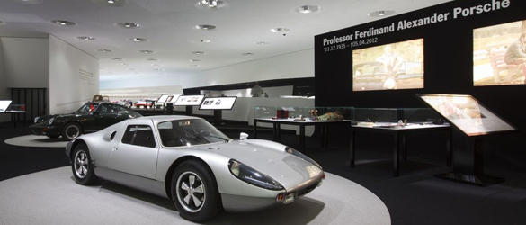 Museo Porsche: Exposición sobre Ferdinand Alexander Porsche Museo Porsche: Exposición sobre Ferdinand Alexander Porsche