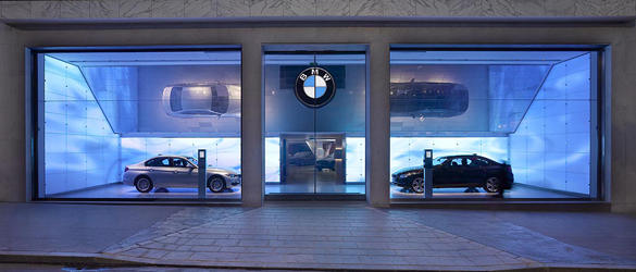 Concesionario BMW en la Avenue George v de París Concesionario BMW en la Avenue George v de París