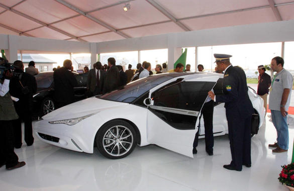 "The Rocket": Coche de Muammar El Gadafi