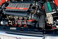 Lancia Thema 8.32  motor