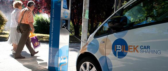 Centro de Movilidad Eléctrica de Vitoria: Punto de recarga Ibilek Centro de Movilidad Eléctrica de Vitoria: Punto de recarga Ibilek