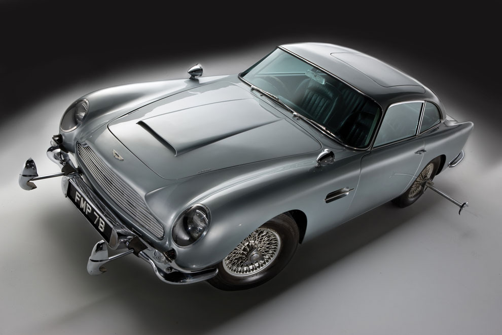 aston martin db5 007 car