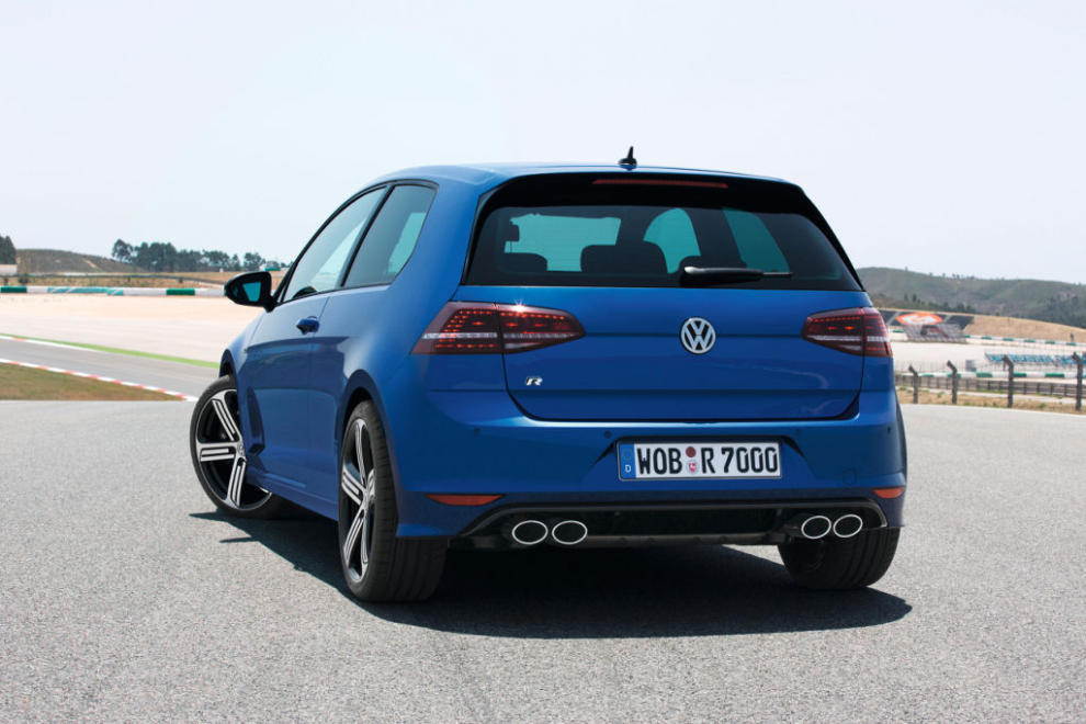 volkswagen golf r 2