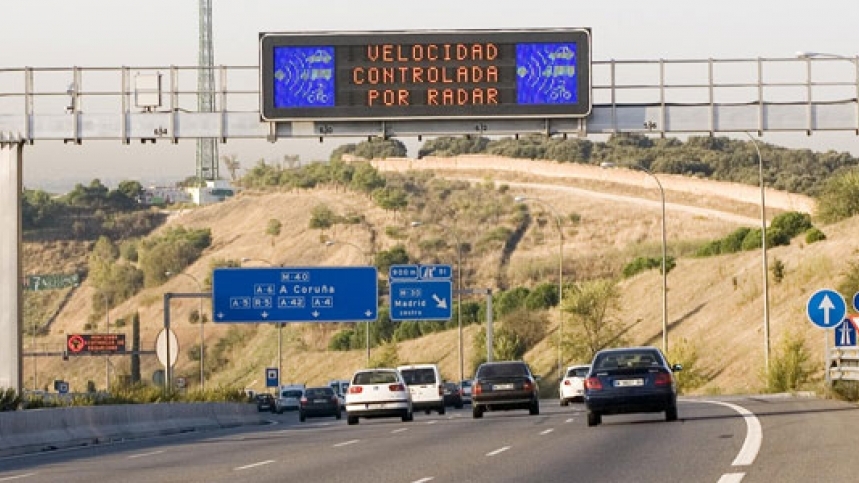 panel informativo en carretera