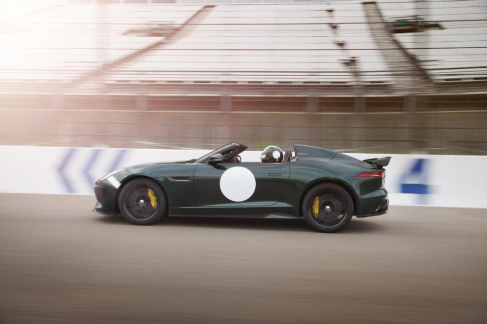 Jaguar_F-Type_23