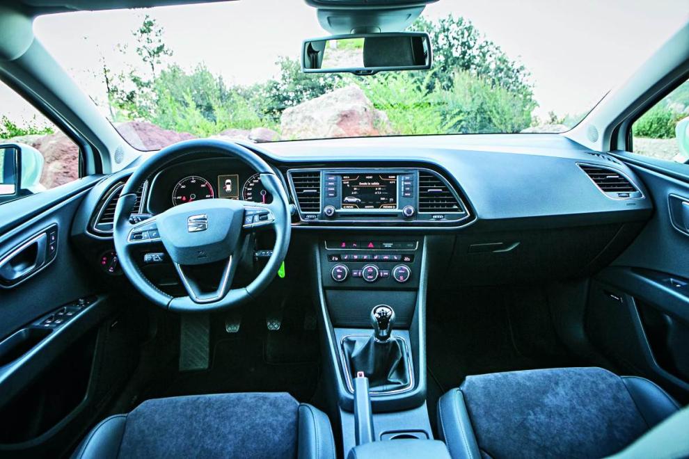 seat León, salpicadero