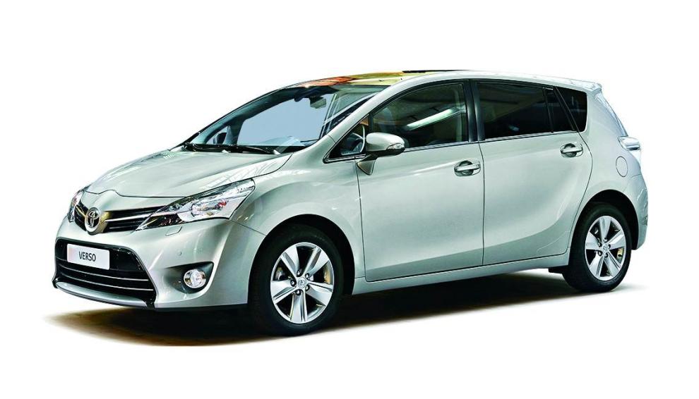 Toyota Verso. vista lateral