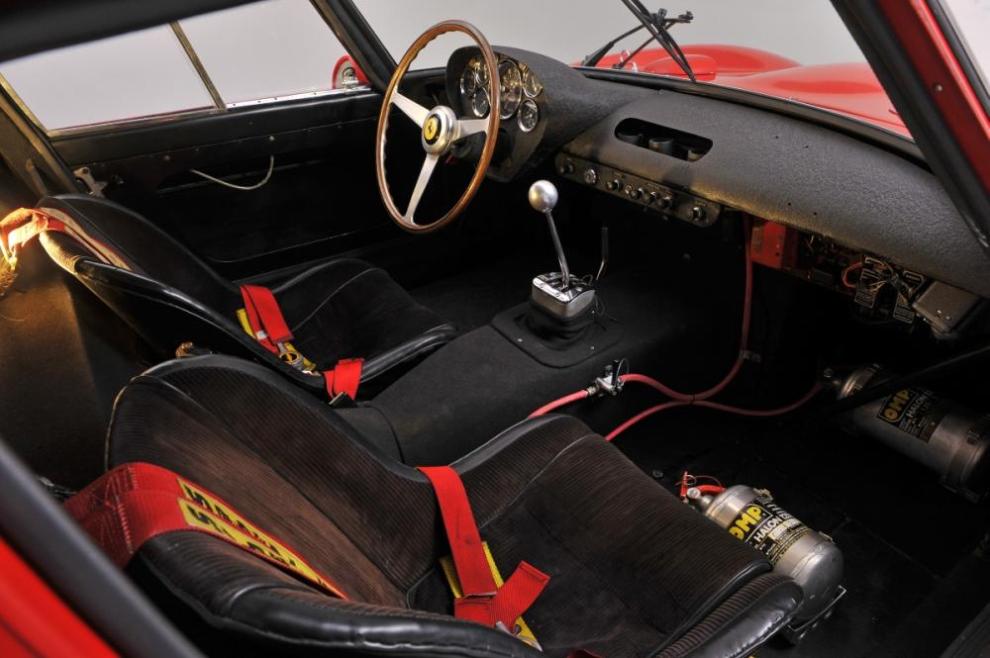 Ferrari 250 GTO 1962 interior