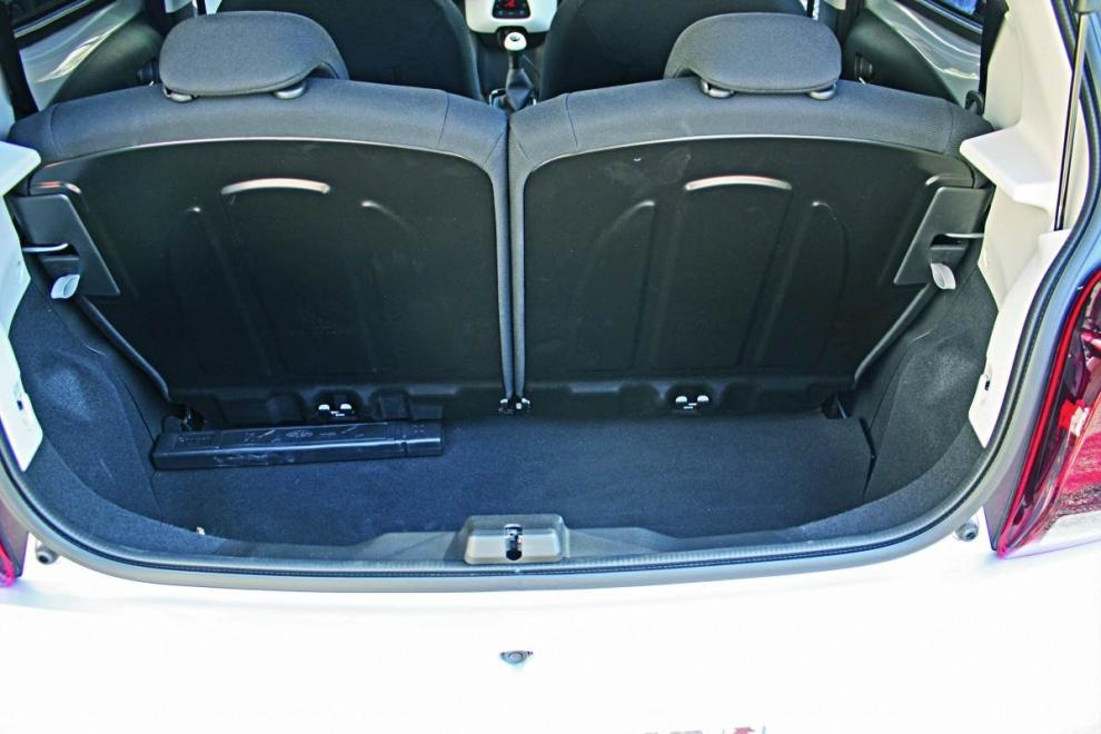 Peugeot 108, maletero