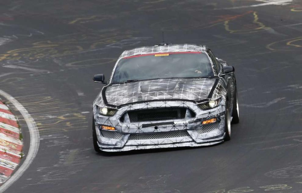 Ford Mustang SVT 2015