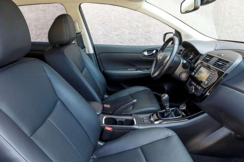 Nissan Pulsar, plazas traseras