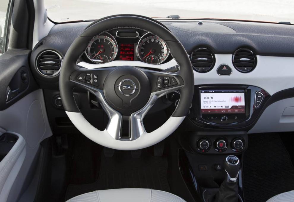 Opel Adam Rocks, interior