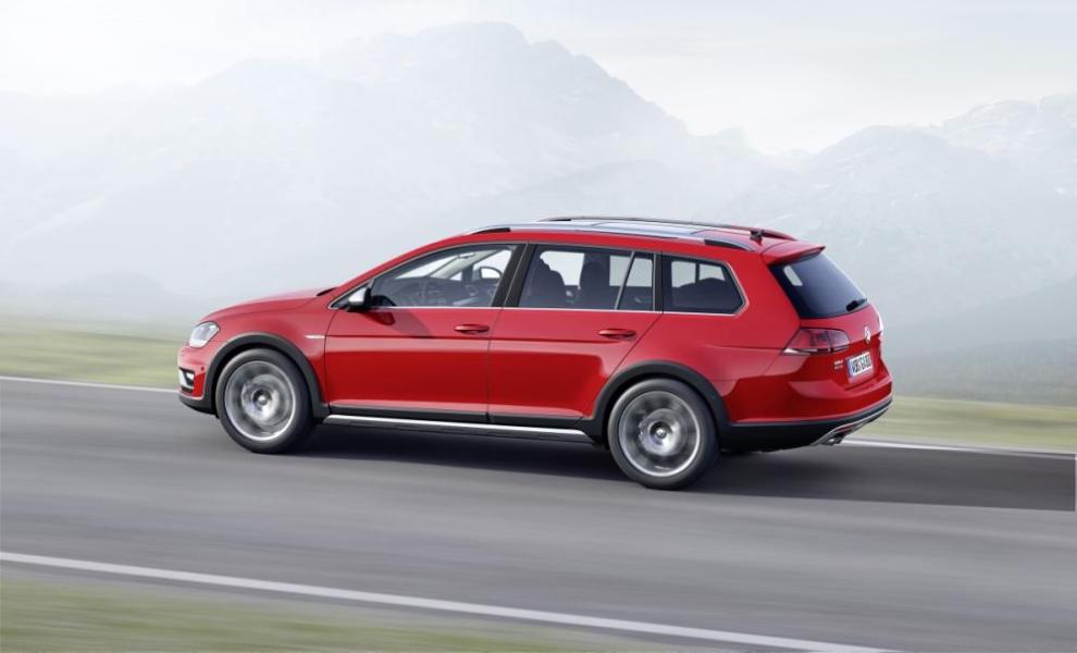 Volkswagen Golf Alltack, accion en carretera
