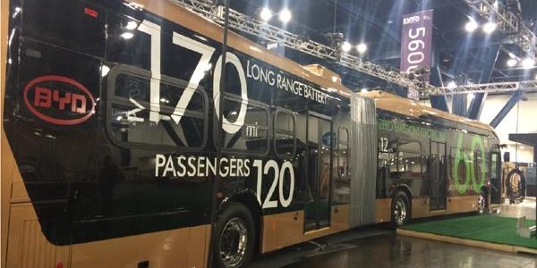 BYD LAncaster el vehículo eléctrico más grande del mundo