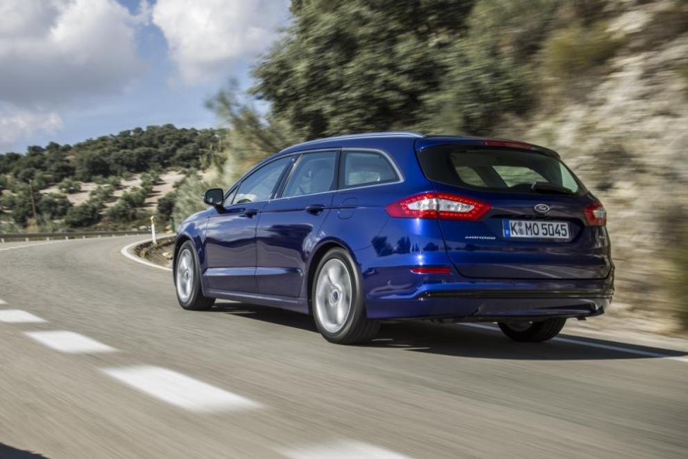 Ford Mondeo 2015 , Sportbrake trasera