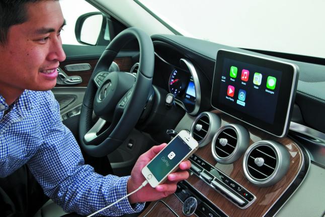 conexion iphone a coche