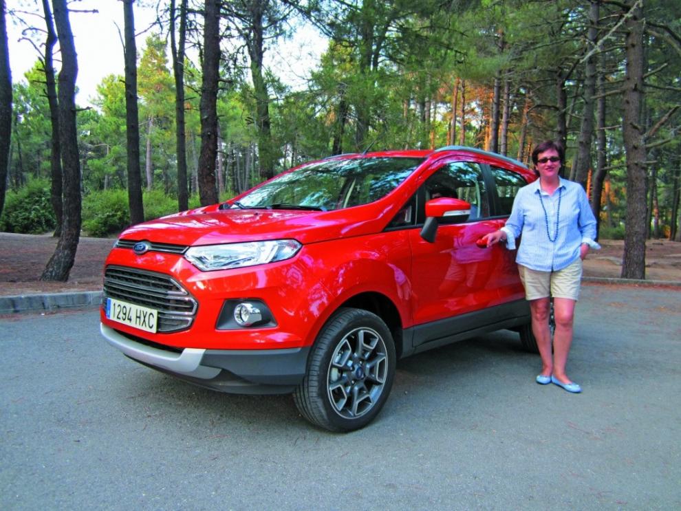 Sonsoles Jiménez  ►52 años ►Controladora SER ► Coche actual: Opel Astra  