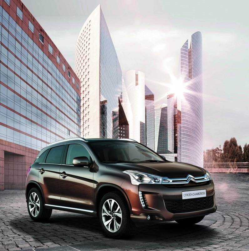 CITROËN C4 AIRCROSS 1.6 HDI SEDUCTION ► 27.450E ► 115 CV ► 442 L DE MALETERO