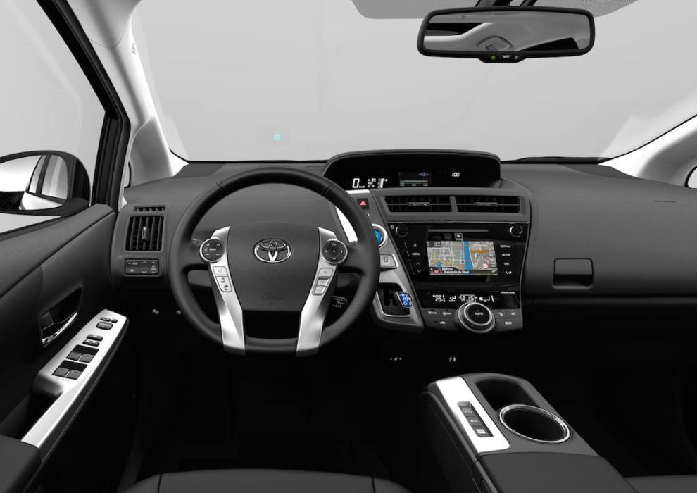 Toyota Prius+ 2015, interior