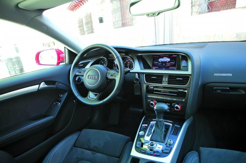 AUDI A5 2.0 TDI QUATTRO AUT.  Interior