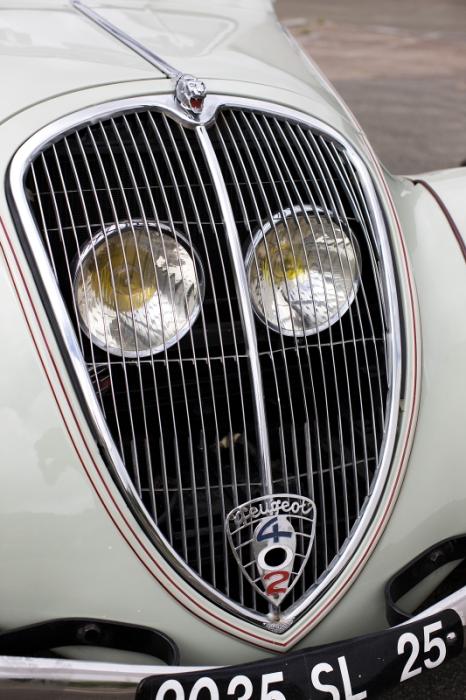 Peugeot 402