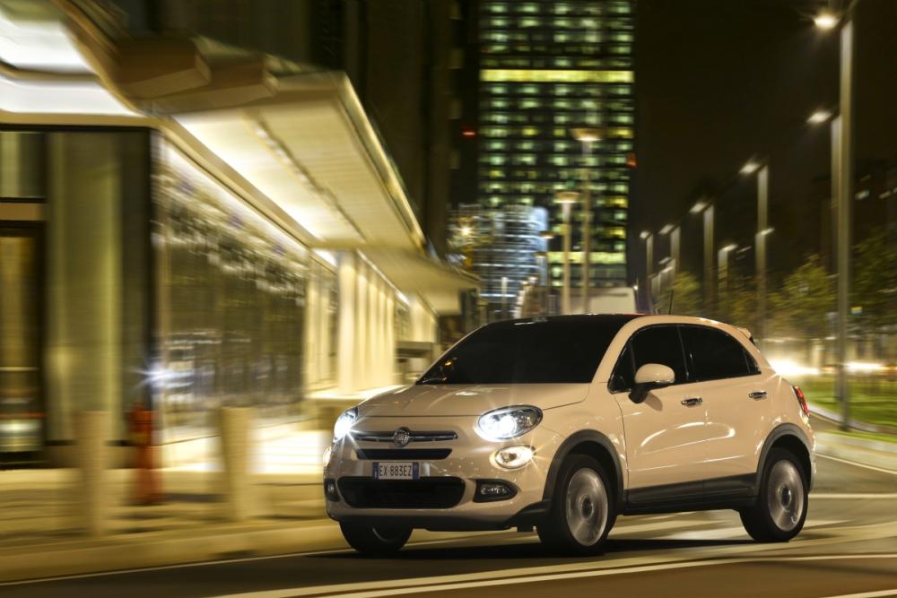 Fiat 500X en ciudad