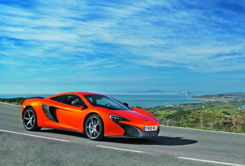 MCLAREN 650S