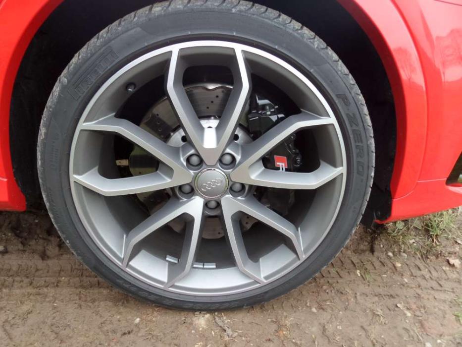 Audi Q3 2015, llanta