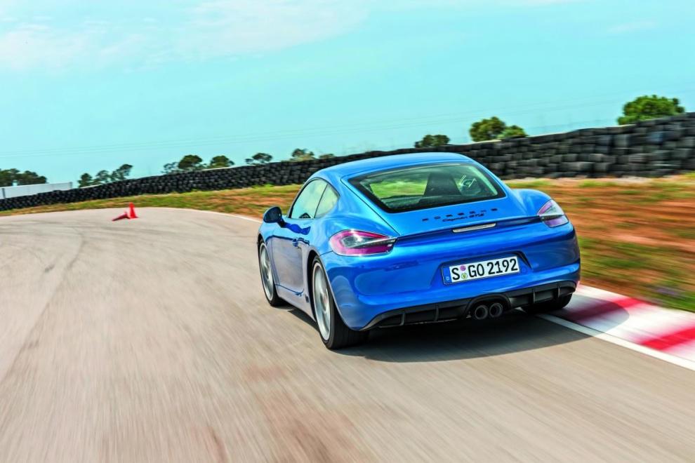Porsche Cayman GTS Trasera