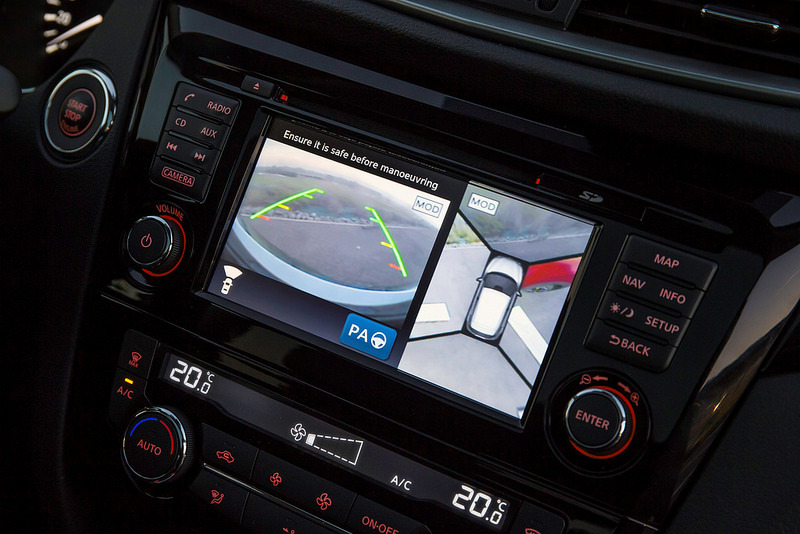 Nissan Connect del Qashqai con cámara trasera