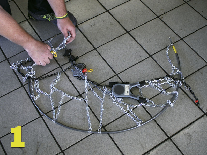 Odias poner las cadenas para la nieve en tu coche? Este sistema te  permitirá hacerlo con solo darle a un botón