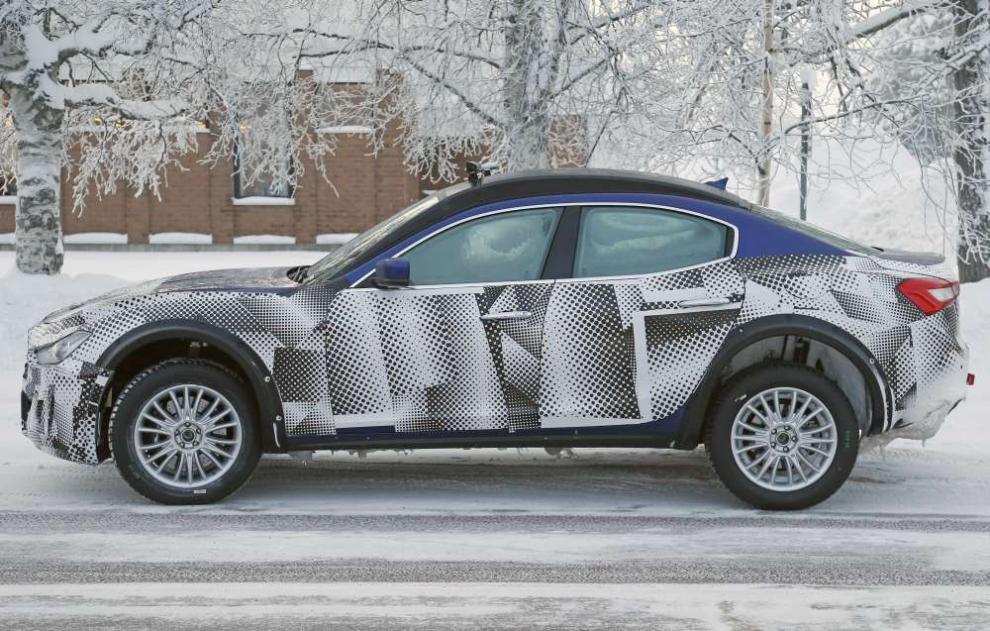 Maserati Levante, foto espía