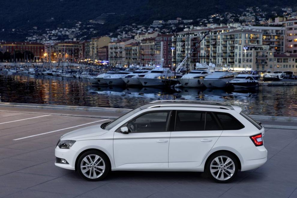 ¿En qué cambia el nuevo Skoda Fabia Combi por fuera?