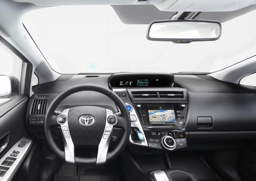 El interior del nuevo Toyota Prius+ tiene más calidad