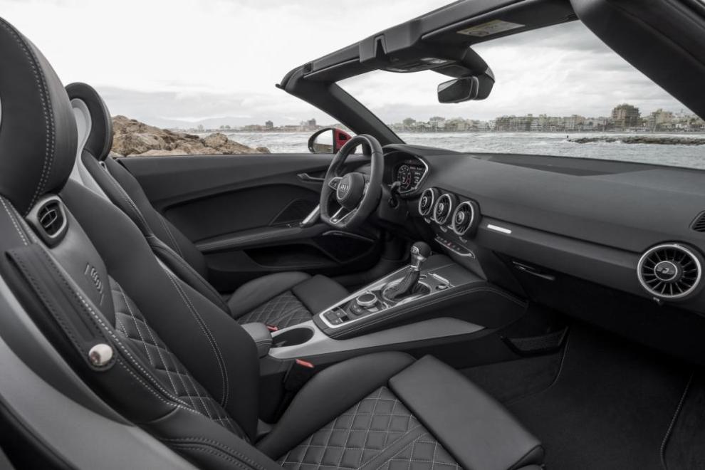 Audi TT Roadster interior