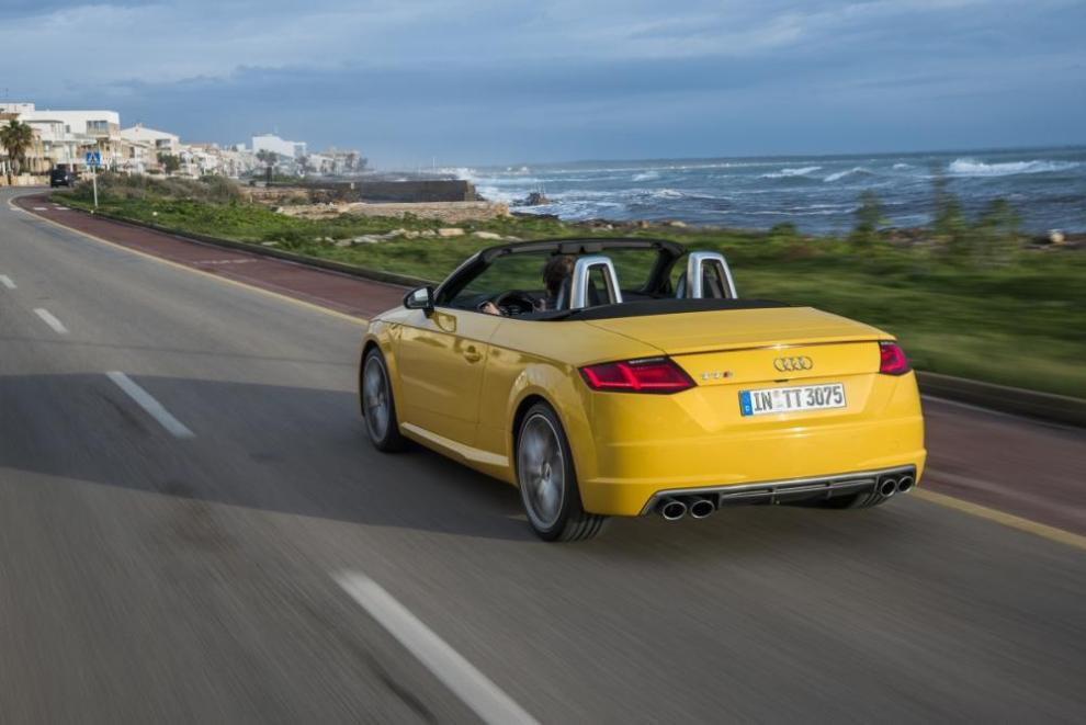 Auidi TT Roadster 2015