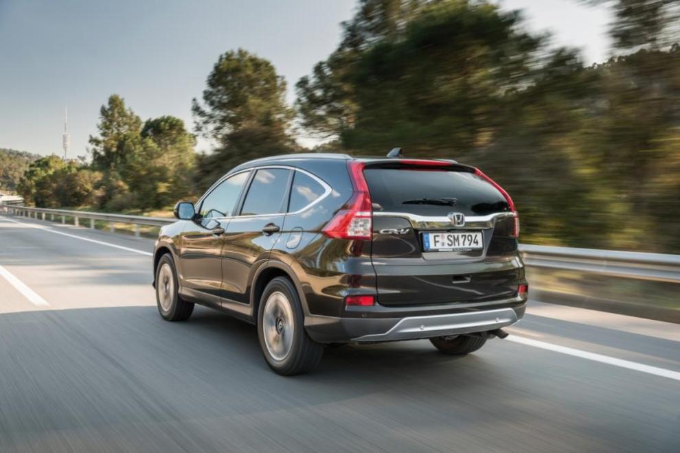 Honda CR_V 2015, trasera en acción