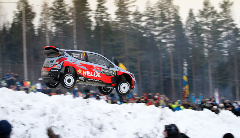 Neuville  rally de Suecia
