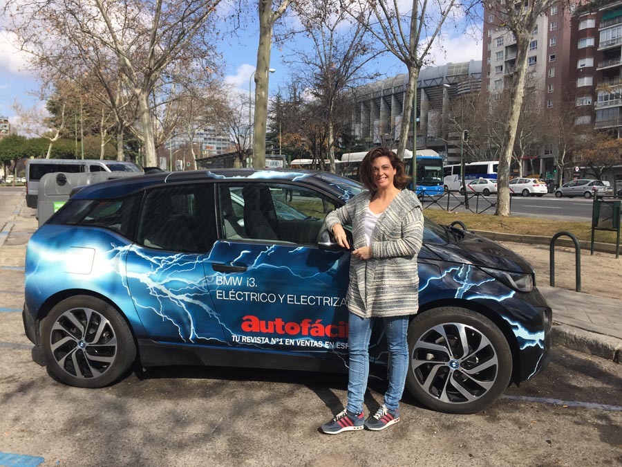 Sandra Ugena prueba el BMW i3