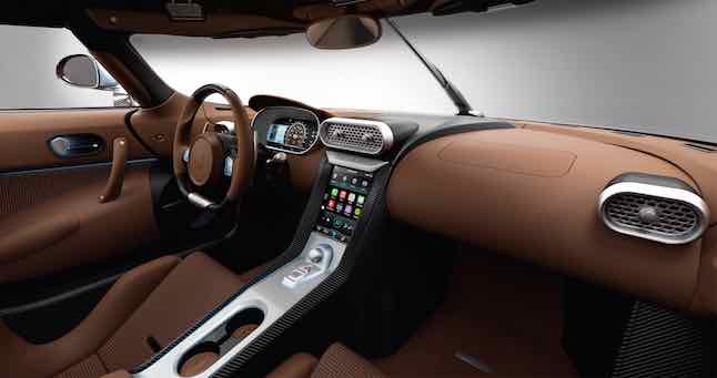Koeniggseg Regera interior