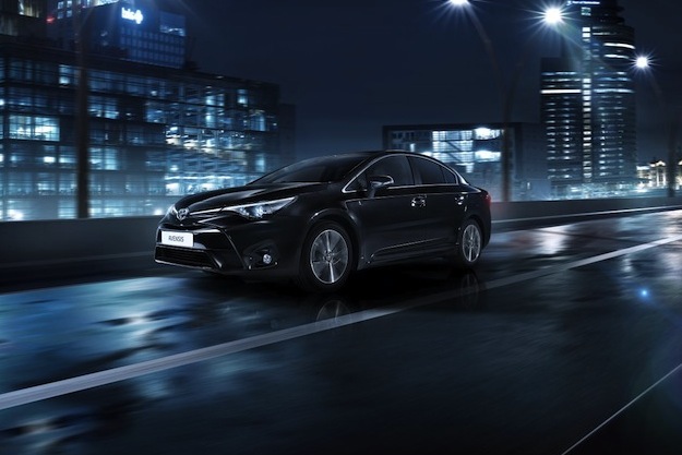 Toyota Avensis 2015