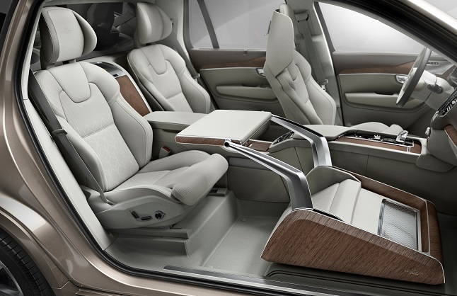 Volvo Console Lounge