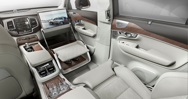 Volvo Console Lounge