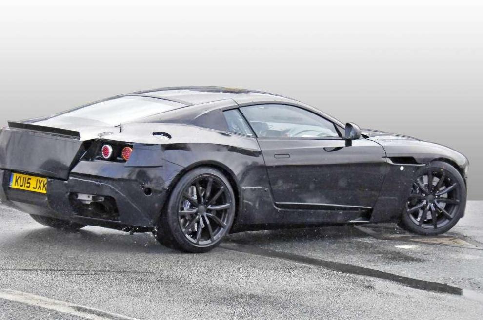El Aston Martin DB11, cazado