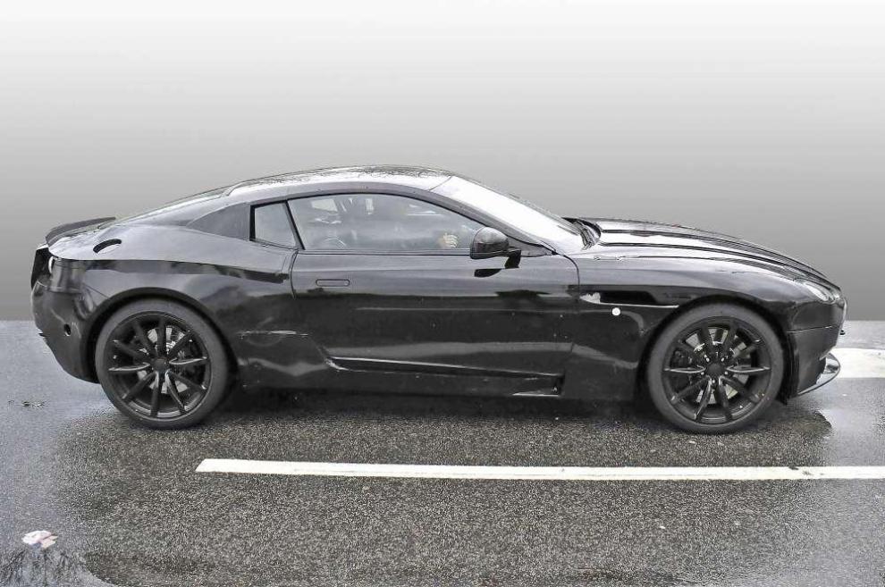 El Aston Martin DB11, cazado
